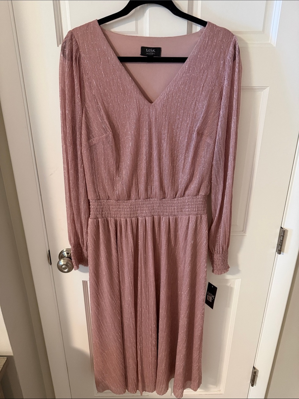 NWT MSK Women’s Metallic Blush Pink V-Neck Smocked Midi Cocktail Dress Size 1X